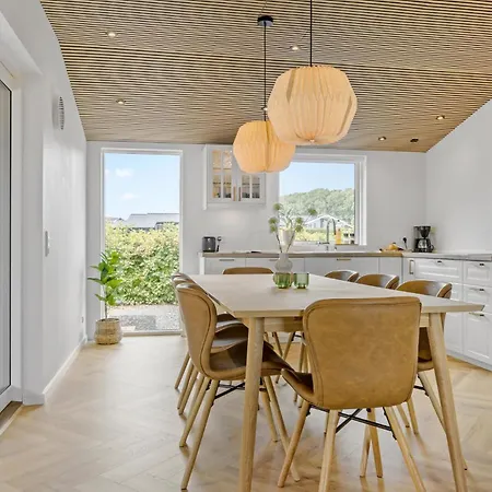 4 Bedroom Amazing In Sydals Holiday home Sarup