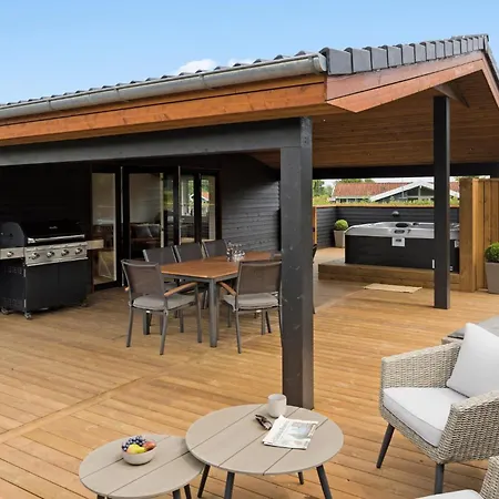4 Bedroom Amazing In Sydals Sarup