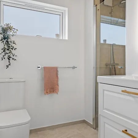 4 Bedroom Amazing In Sydals