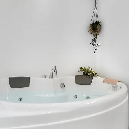 4 Bedroom Amazing In Sydals Semesterbostad